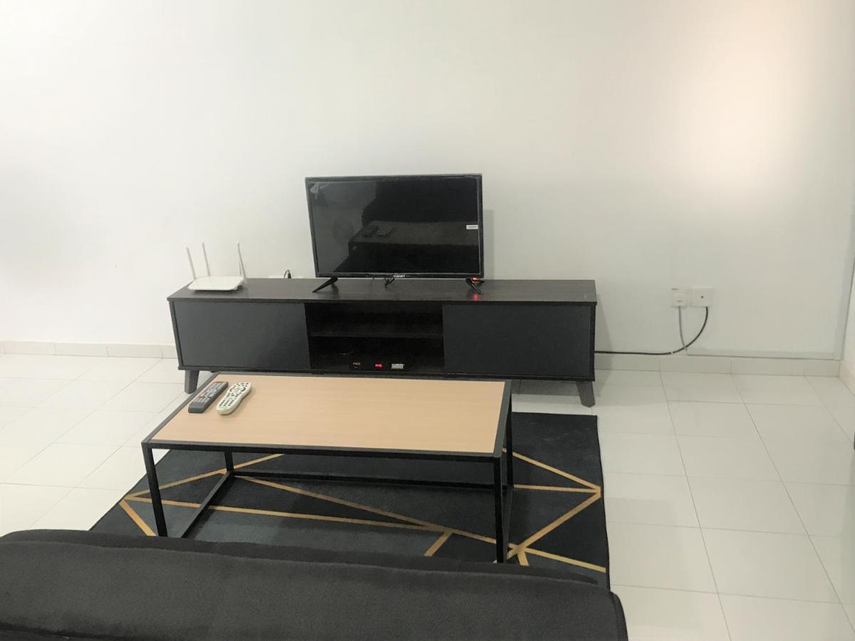 Oyo 90493 Jl Homestay Segamat Exteriör bild