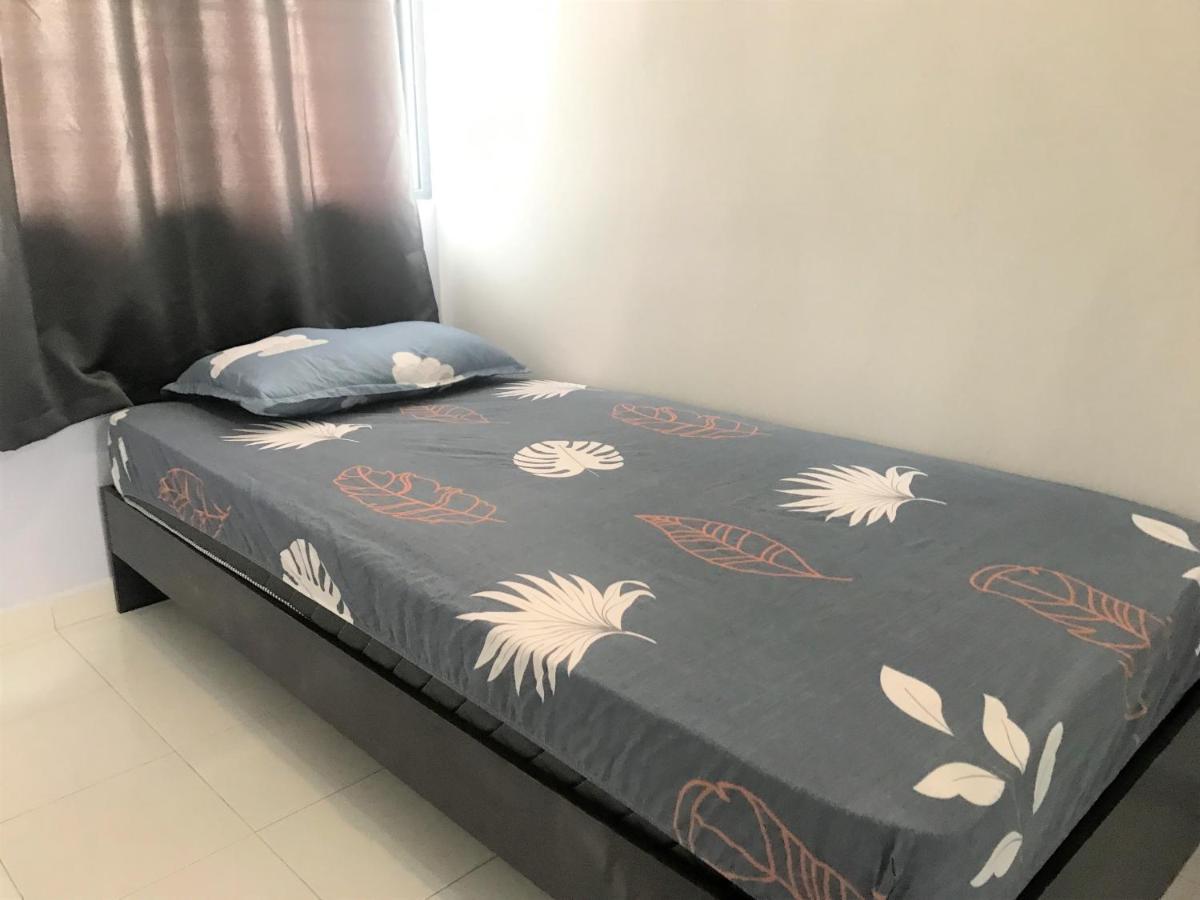 Oyo 90493 Jl Homestay Segamat Exteriör bild