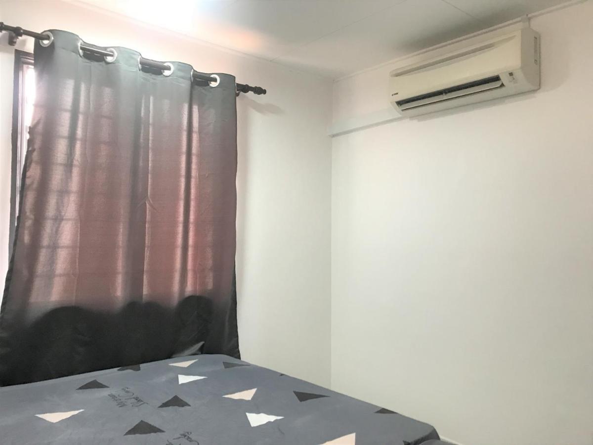 Oyo 90493 Jl Homestay Segamat Exteriör bild