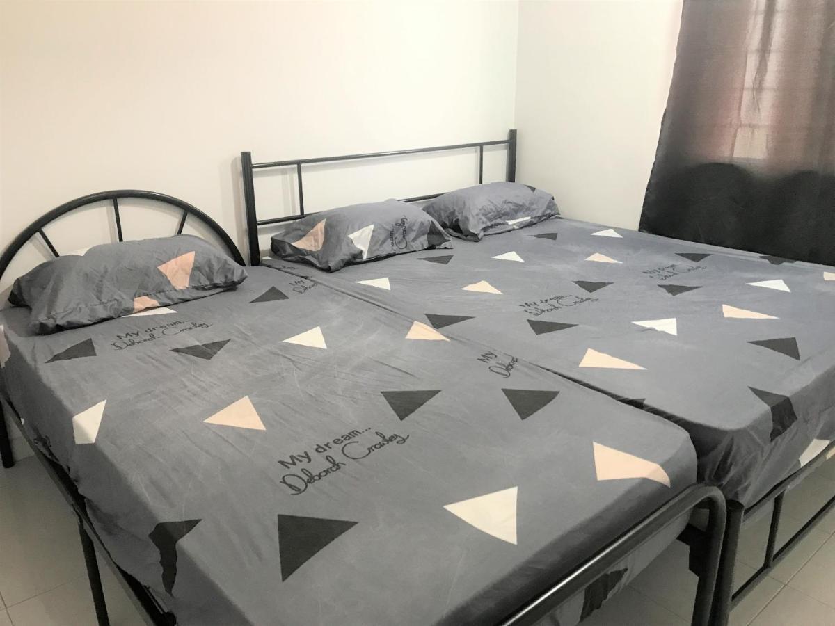 Oyo 90493 Jl Homestay Segamat Exteriör bild