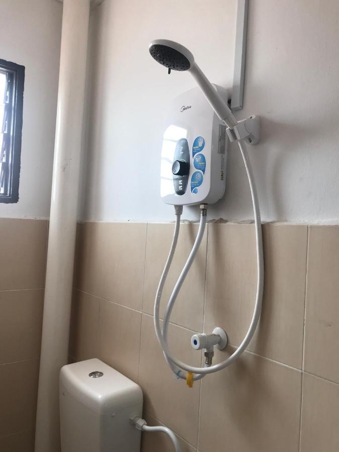 Oyo 90493 Jl Homestay Segamat Exteriör bild