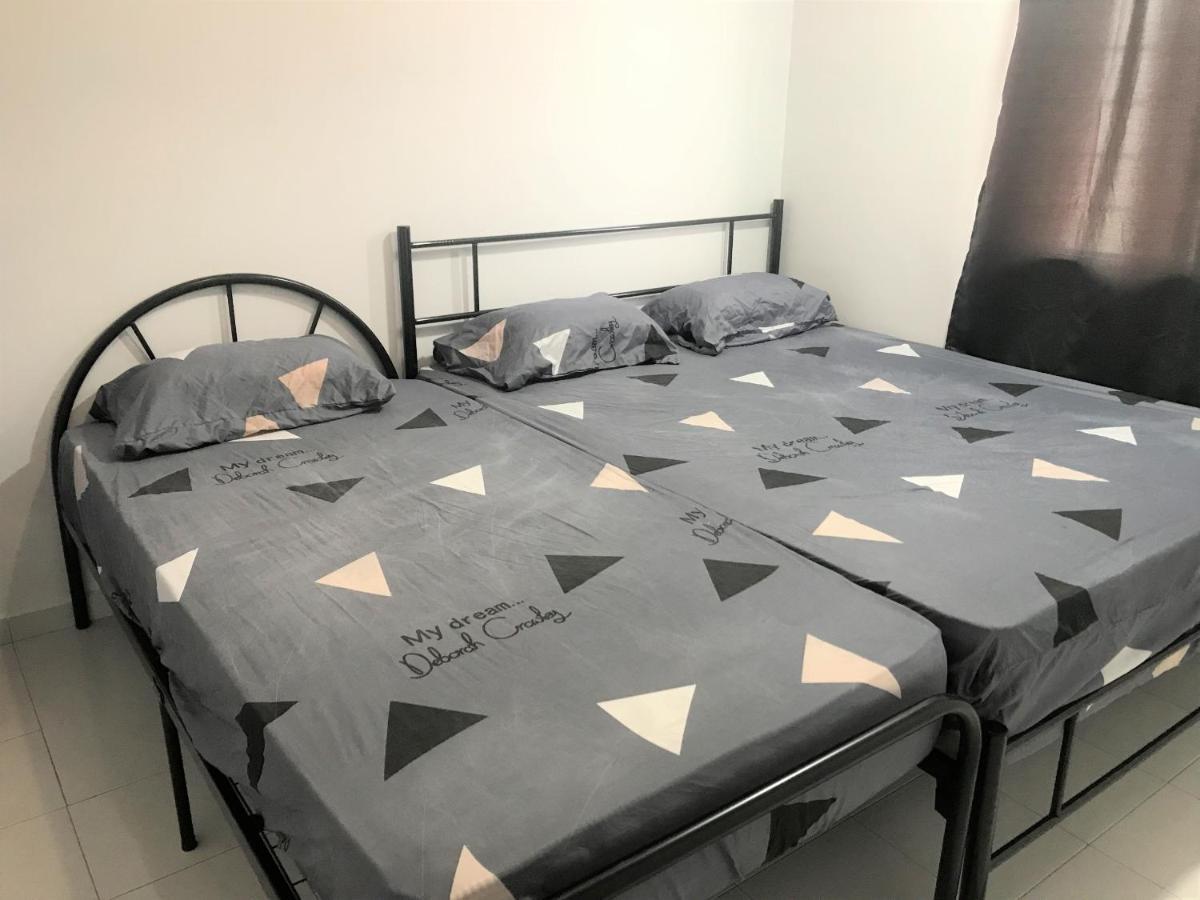 Oyo 90493 Jl Homestay Segamat Exteriör bild