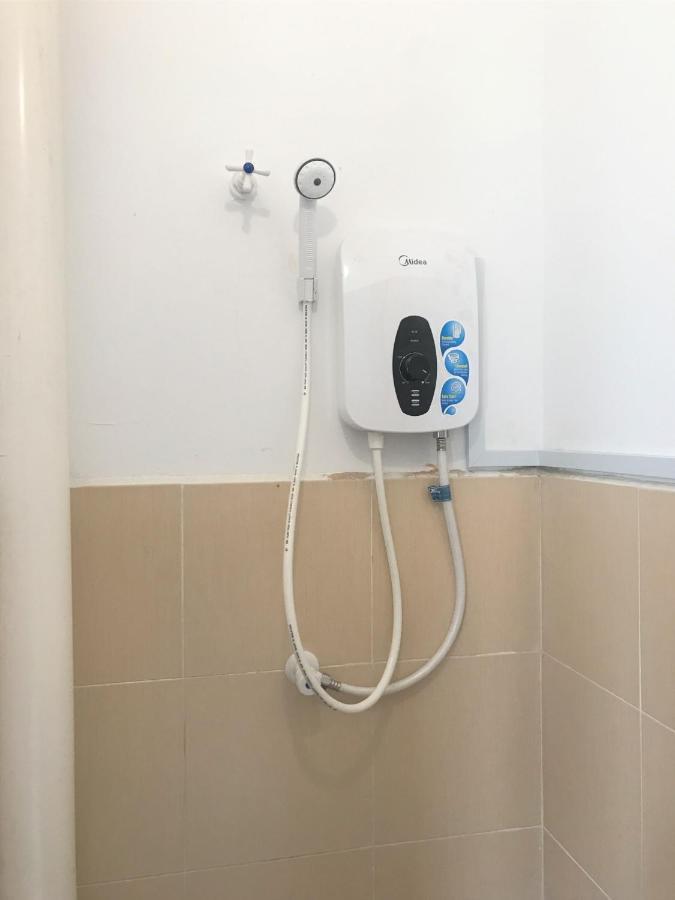 Oyo 90493 Jl Homestay Segamat Exteriör bild
