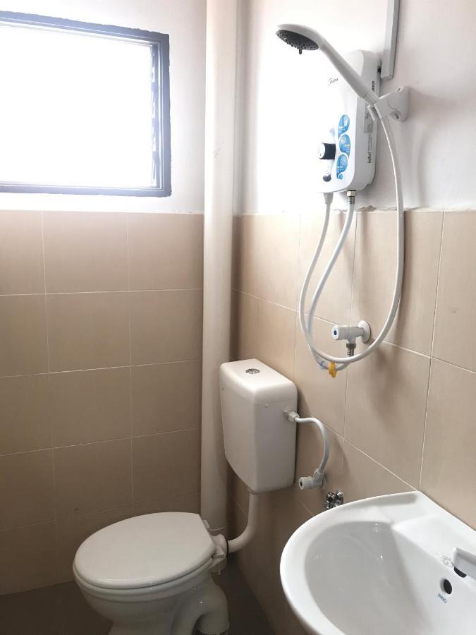 Oyo 90493 Jl Homestay Segamat Exteriör bild